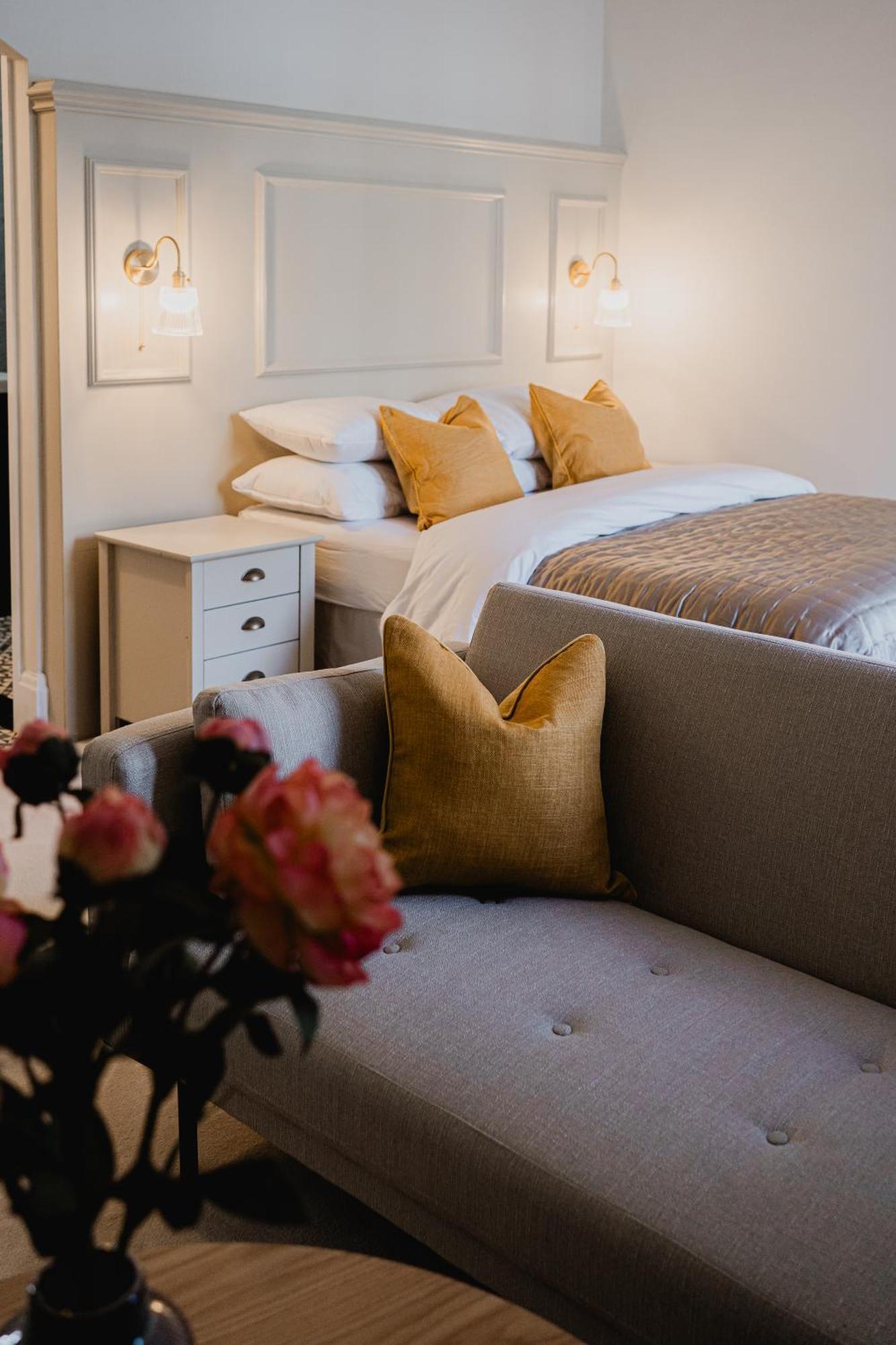 The Yorkshire Unicorn Hotel Skipton Bagian luar foto