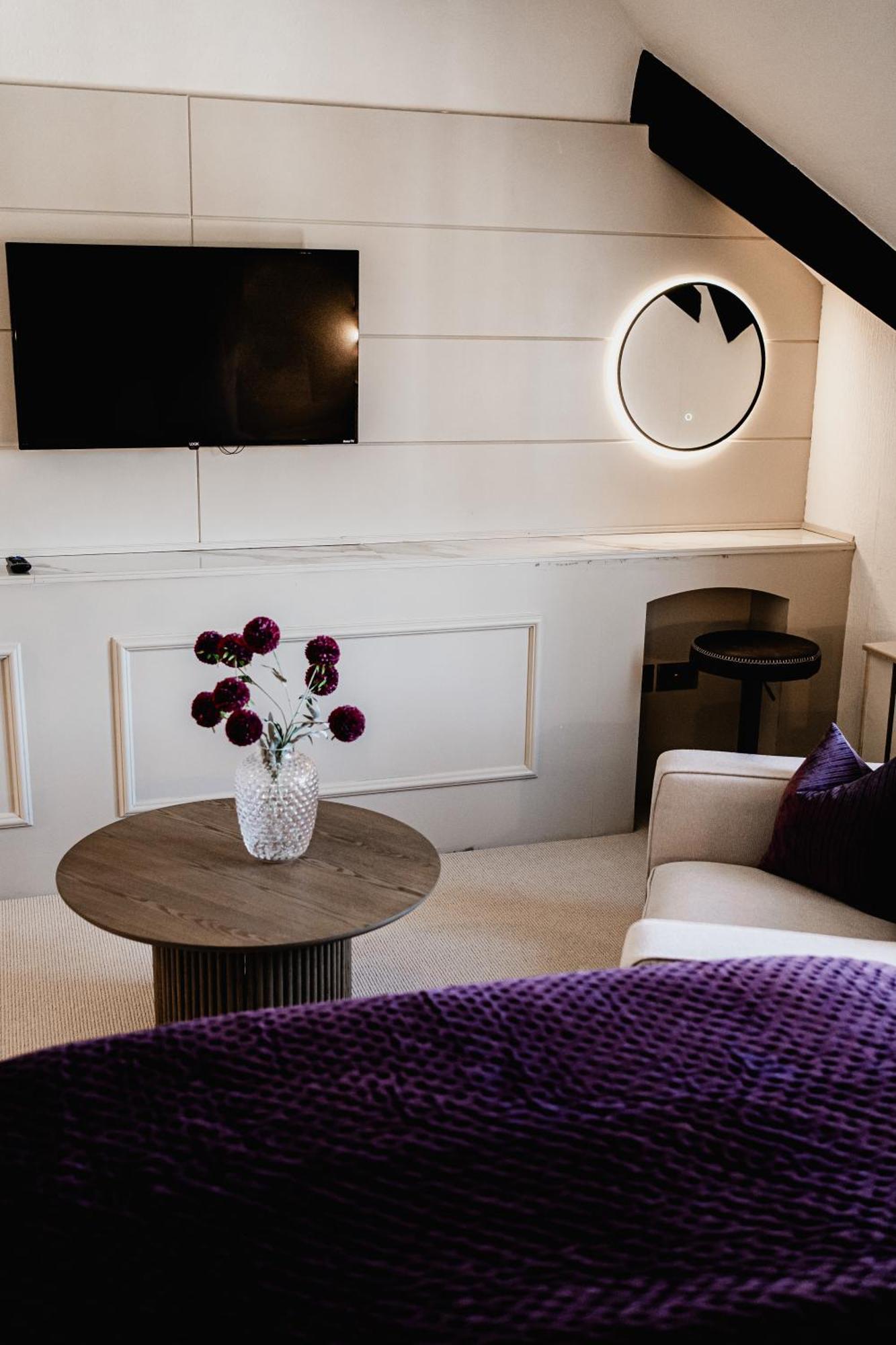 The Yorkshire Unicorn Hotel Skipton Bagian luar foto