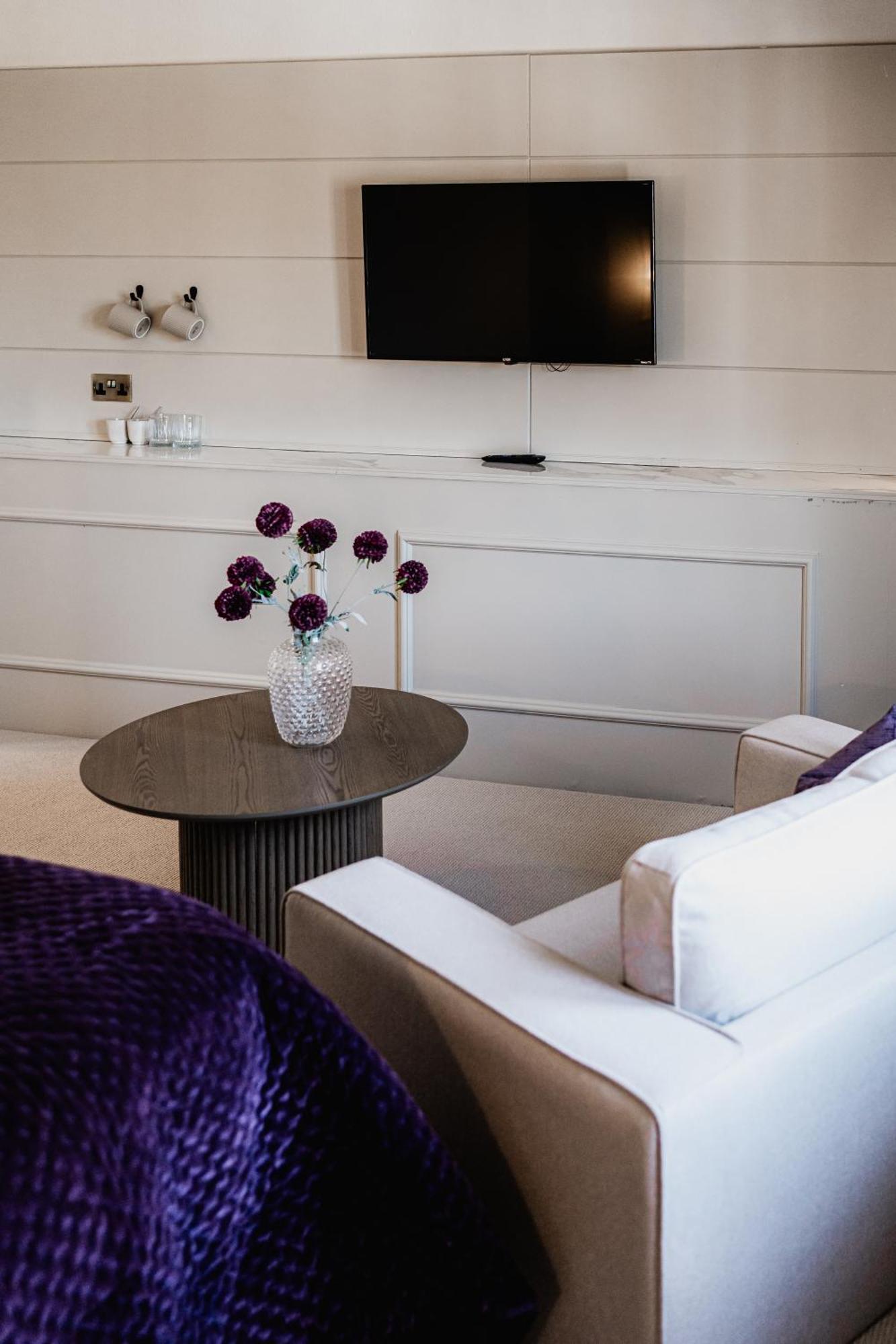 The Yorkshire Unicorn Hotel Skipton Bagian luar foto
